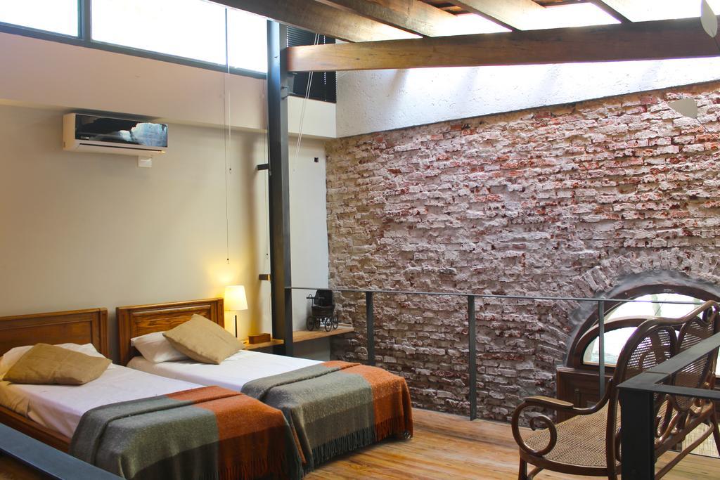El Patio De Las Glicinas Colonia del Sacramento Phòng bức ảnh